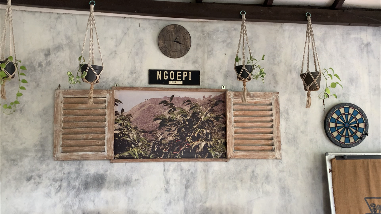Ngoepi Cafe, berlokasi di Jl. Keuangan Raya No. 15, Jakarta Selatan, buka Selasa-Minggu pukul 10.00-21.00 WIB (Foto: Jurnalis TV/Anggia Rahajeung)