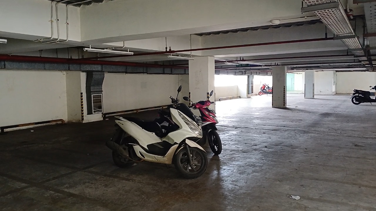 Parkiran Basement UIN Jakarta