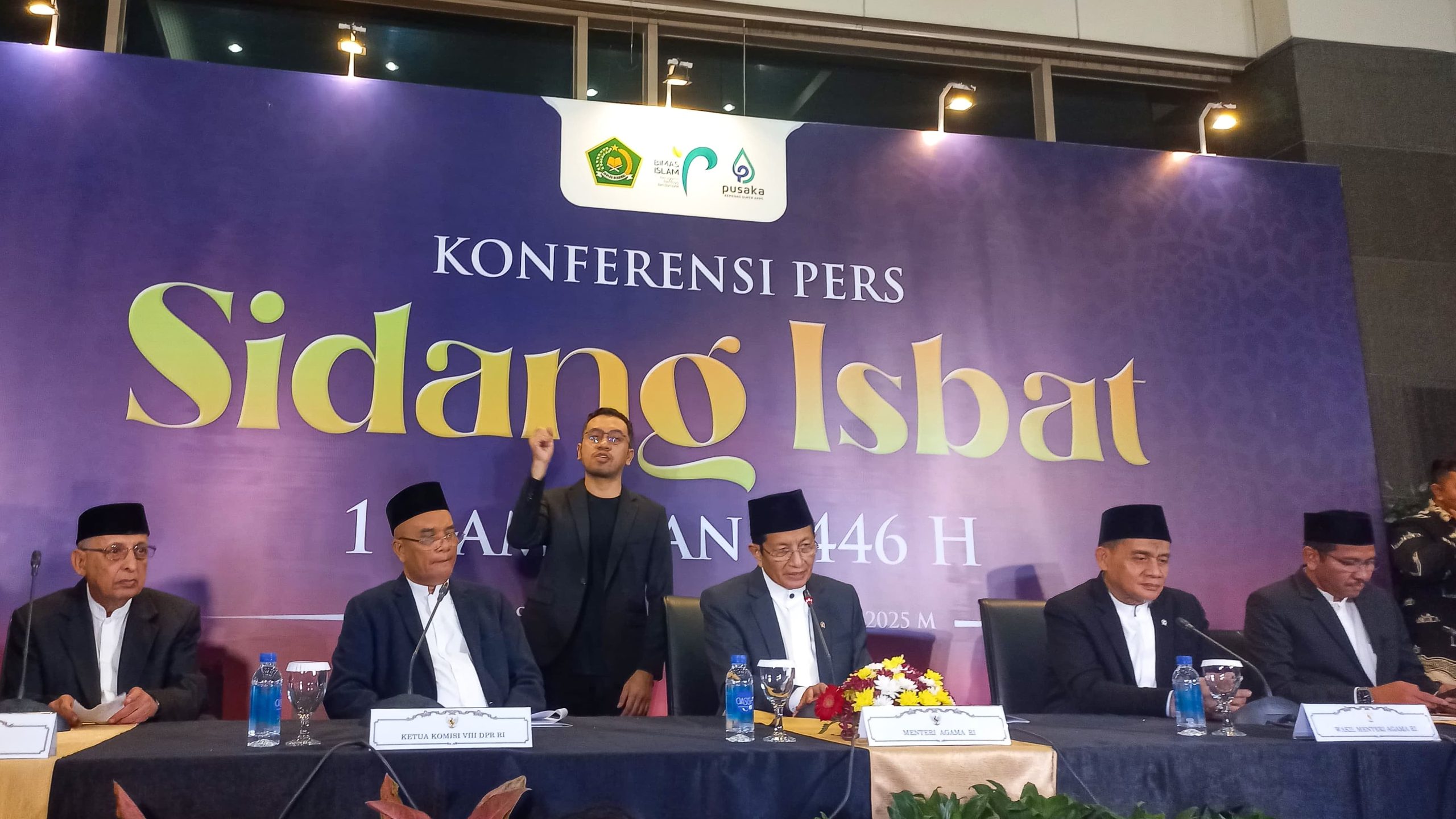 Kementerian Agama menetapkan 1 Ramadhan 1446 H pada Sabtu, 1 Maret 2025, dipimpin Menteri Agama Nasaruddin Umar di Auditorium H.M. Rasjidi, Jakarta Pusat, pada Jumat (28/2/2025). (Foto: Jurnalis TV/Faiqoh Afrida)