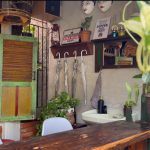 WhatsApp Image 2025-09-26 at 22.35.46 Suasana ngopi vintage du Uma Sei Coffee Serpong, Tangerang Selatan (Foto: Jurnalis TV/Nuraini)