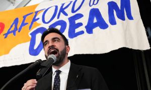 Zohran Mamdani, Wali Kota muslim pertama di NewYork. (Foto: REUTERS/David 'Dee')