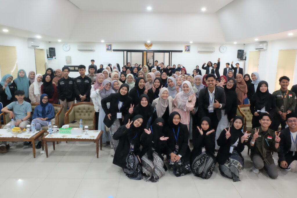 HMKPI dan DEMA FUD IIQ Jakarta Gelar Workshop Konten Kreator pada Minggu, 15 Desember 2024
