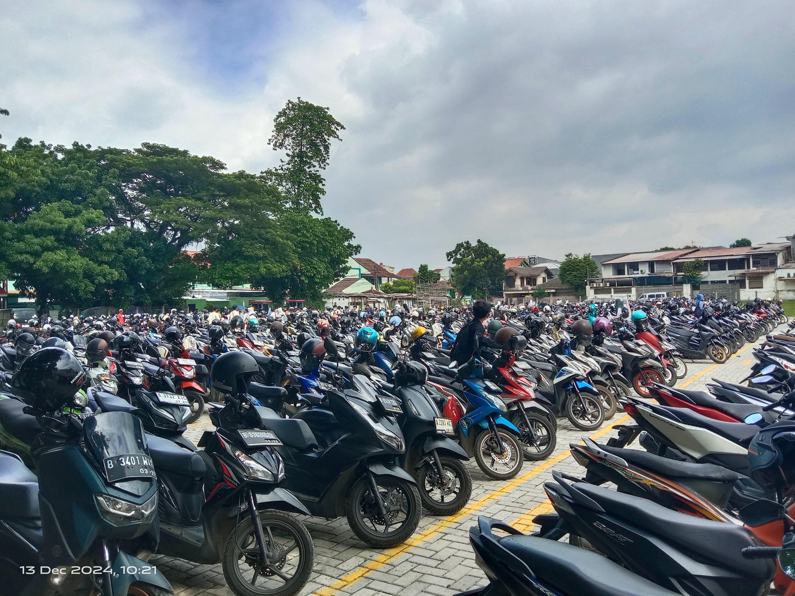 Pemindahan Parkir UIN Jakarta ke Lapangan Triguna